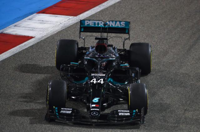 开云体育下载-梅赛德斯不快未必是烟雾弹 后期改良能力定胜负